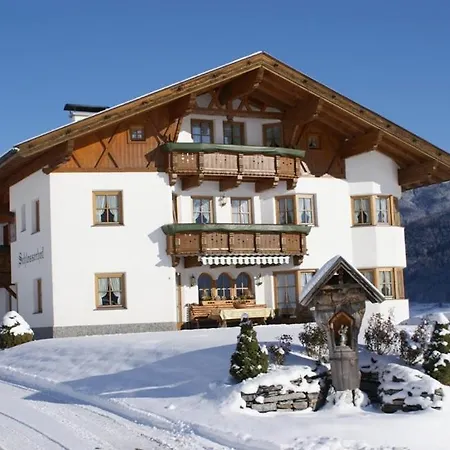 Schlosserhof Apartment *